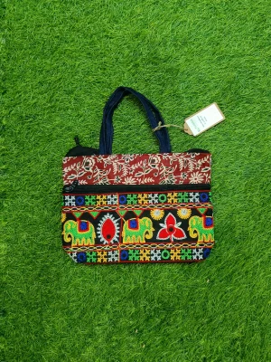 Women's everyday carry handbag made with jute + embroidery - Red Strap Design