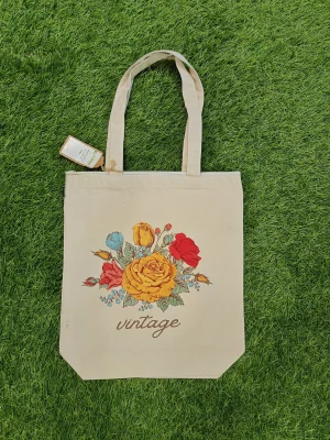 Women's everyday carry sidebag with printed theme - Flowers & Vintage