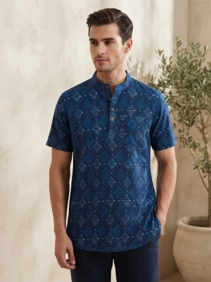 Men's Solid Regular Fit Casual Shirt with Spread Collar and Half Sleeves, Designed with a Clean Button Placket and Everyday Versatile Construction - Ocean Blue - Diamond Pattern