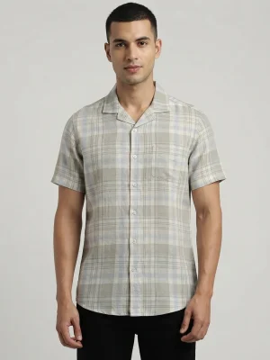 Men's Solid Regular Fit Casual Shirt with Spread Collar and Half Sleeves, Designed with a Clean Button Placket and Everyday Versatile Construction - Cross Check