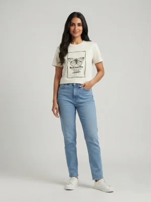 Women's Graphic Printed T-Shirt, Short Sleeves with Artwork, Featuring a Regular Fit for Casual Everyday Wear, Pure cotton material - White - Butterfly